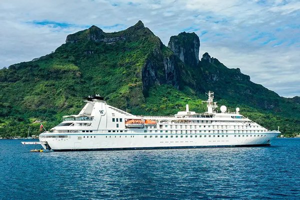 Star Breeze cruise ship