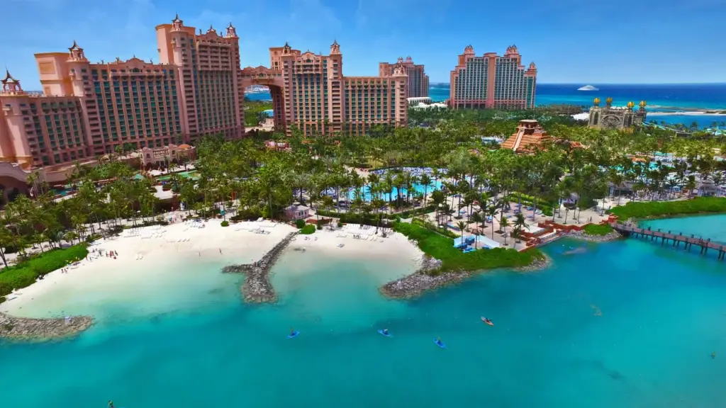 Turquoise Caribbean waters on a cruise vacation